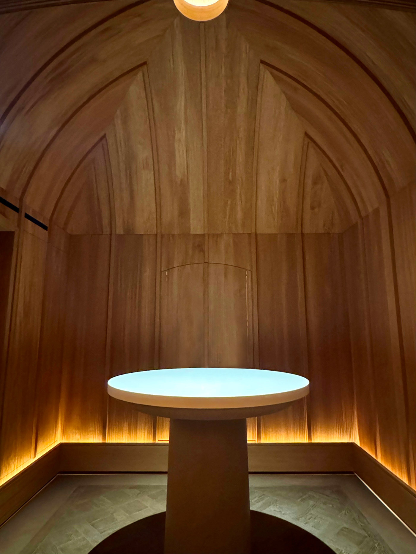 4moinard-betaille-caves-de-monaco.jpg Voyons voir design lumière lighting 