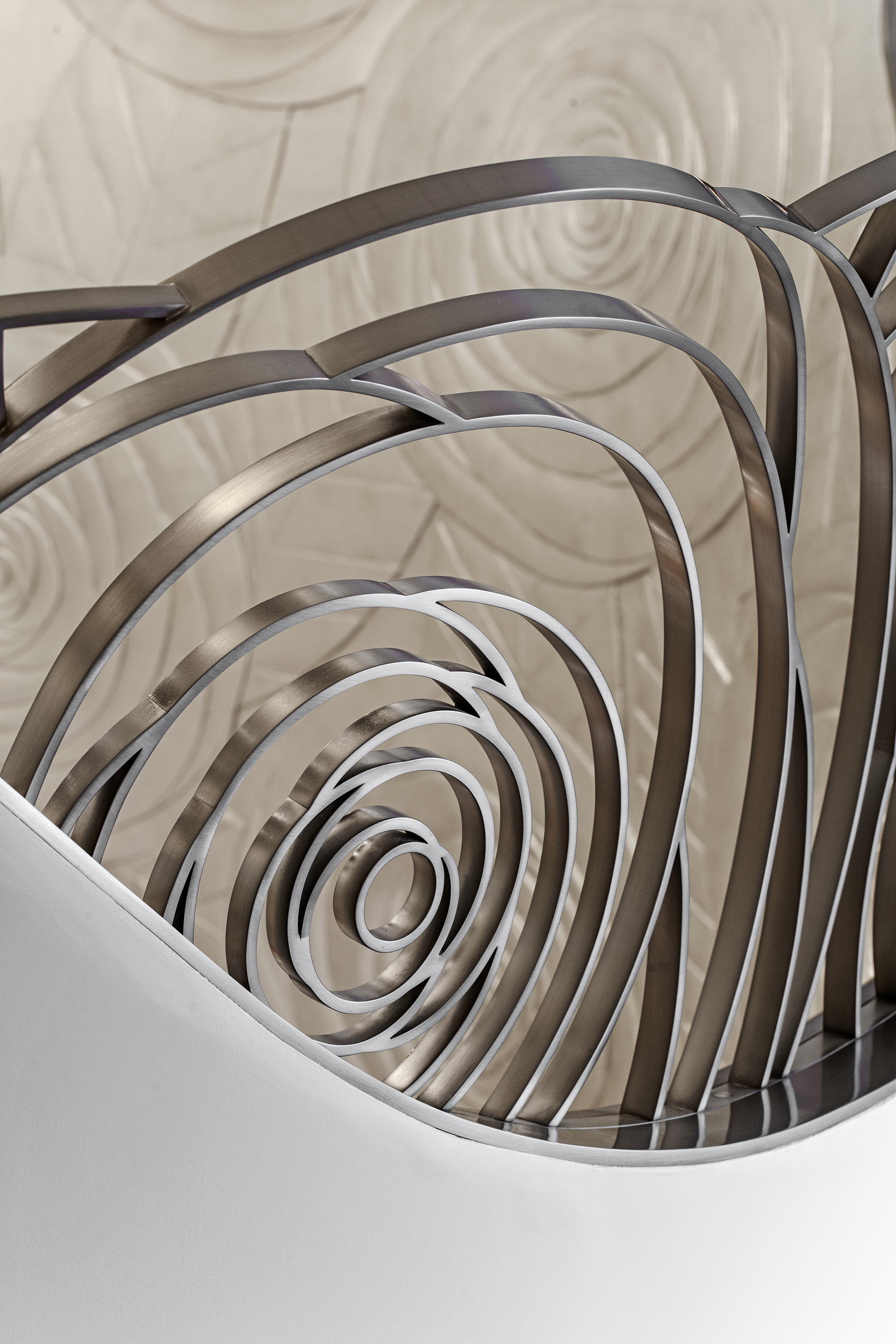 van-cleef-and-arpels-_22-24-vendome_jouin-manku_photo_eric-laignel_-110.jpg Voyons voir design lumière lighting 